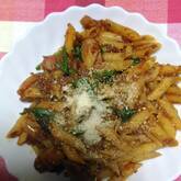 ミートソースと粒マスタードのペンネ