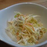 ニンジンとキャベツの白和え風サラダ