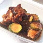 ピリ辛コク旨！豚肉とズッキーニの中華炒め