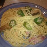 たっぷりキノコとベーコンの和風パスタ