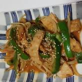 モヤシとピーマンのソース炒め