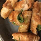 コク旨ピリ辛ソースで！豚バラ肉のニラ巻き