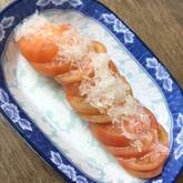 トマトとオニオンのサラダ