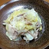 豚バラ肉と春キャベツの塩蒸し