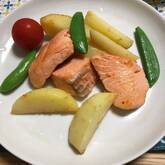 ジャガイモと鮭のサラダ