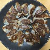 野菜たっぷり春キャベツの手作り焼き餃子