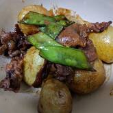 新ジャガと豚の煮っころがし