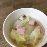 たっぷり玉ネギのコンソメスープ