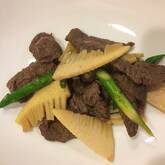 牛肉の黒コショウ炒め