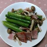 ニンニク風味の間違いないおいしさ！アスパラとベーコンのガーリック炒め