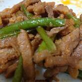 豚肉とニンニクの芽のピリ辛炒め