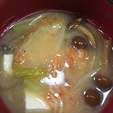 ナメコとキムチのみそ汁