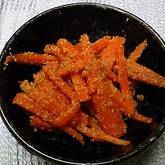 優しい甘みでこどもにも人気！ニンジンのゴマ和え by 杉本 亜希子さん