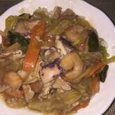 具だくさんの基本の中華丼