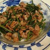 ちゃちゃっと完成！豚肉とニンニクの芽の中華炒め