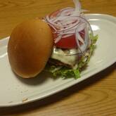 肉汁じゅわっ！家で絶品ハンバーガー by 金丸利恵さん