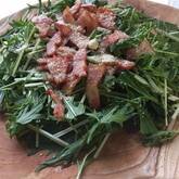 水菜とベーコンのサラダ