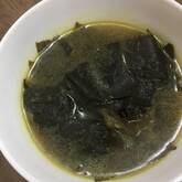 シンプルワカメスープ