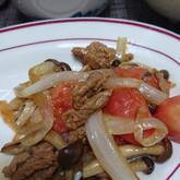 牛肉のトマト炒め