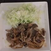 豚肉のショウガ焼き