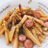 ジャガイモとソーセージのきんぴら