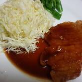 ご飯がすすむ！豚肩ロースのやわらか生姜焼き