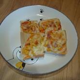 卵のピザトースト