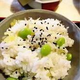 たくあんと枝豆の混ぜご飯
