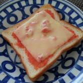 チーズと明太子のトースト