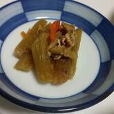 昔ながらの定番 フキと油揚げの煮物