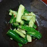 キュウリのピリ辛漬け