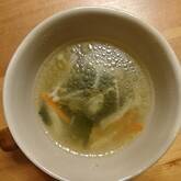 ワカメとエノキの中華スープ