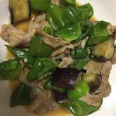 甘辛こってり！なすとピーマンの味噌炒め