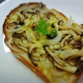 5分で完成！キノコのみそマヨトースト