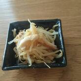 モヤシとちくわのからしじょうゆ和え