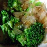 ブロッコリーのおかかマヨ和え