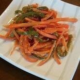 炒めニンジンのゴマ酢和え