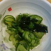 キュウリとワカメの酢の物