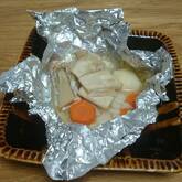 鮭のホイル焼き フライパンで簡単に！切って包むだけ