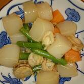 コンニャクとニンジンの甘煮