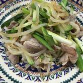 豚肉とモヤシのサラダ