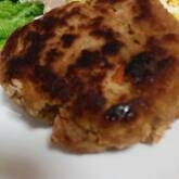 簡単ヘルシー！かさ増ししっとり甘辛おからハンバーグ