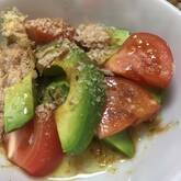 アボカドとトマトの和風サラダ