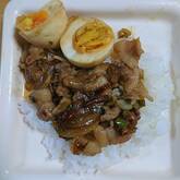 厚切り肉とタレでジューシー！十勝風スタミナ豚丼