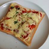 卵のピザトースト