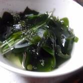 ワカメスープ