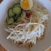 さっぱりツルツル！韓国冷麺