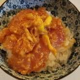 マグロのゴマ味噌漬丼