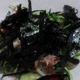 お肉も野菜もたっぷり！大満足の豚しゃぶのせサラダうどん