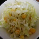 つけ合わせに！コーンとキャベツのコールスロー